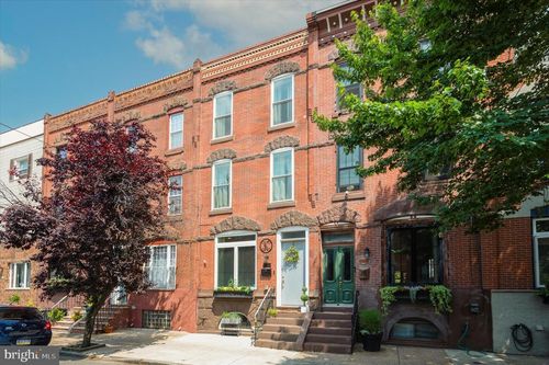 1717 S 13th St, PHILADELPHIA, PA, 19148-1512 | Card Image