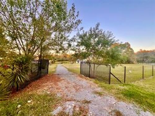 274 Lcr 911, Jewett, TX, 75846-5655 | Card Image