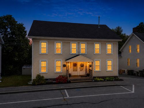127 Glass St, Pembroke, NH, 03275-1525 | Card Image