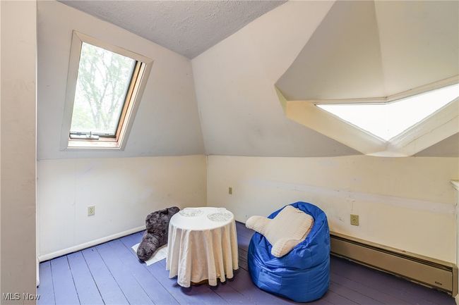 #rd Floor Bedroom | Image 32