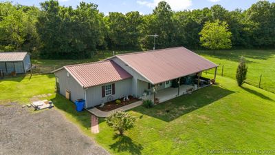 1009 E Gentry Avenue, House other with 3 bedrooms, 2 bathrooms and null parking in Checotah OK | Image 1