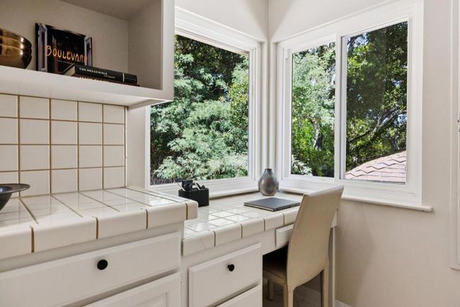 10605 Berkshire Dr, House other with 4 bedrooms, 4 bathrooms and 4 parking in Los Altos Hills CA | Image 28