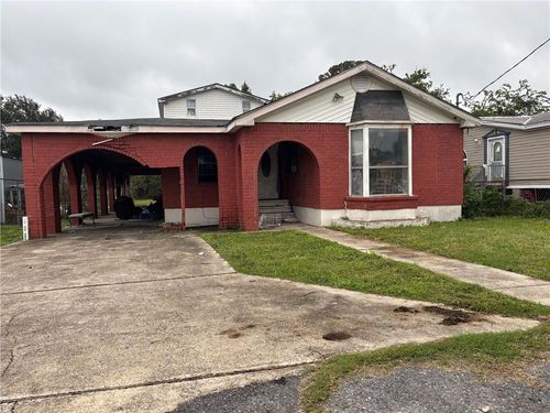 115 8th St, Bridge City, LA, 70094-3221 | Card Image