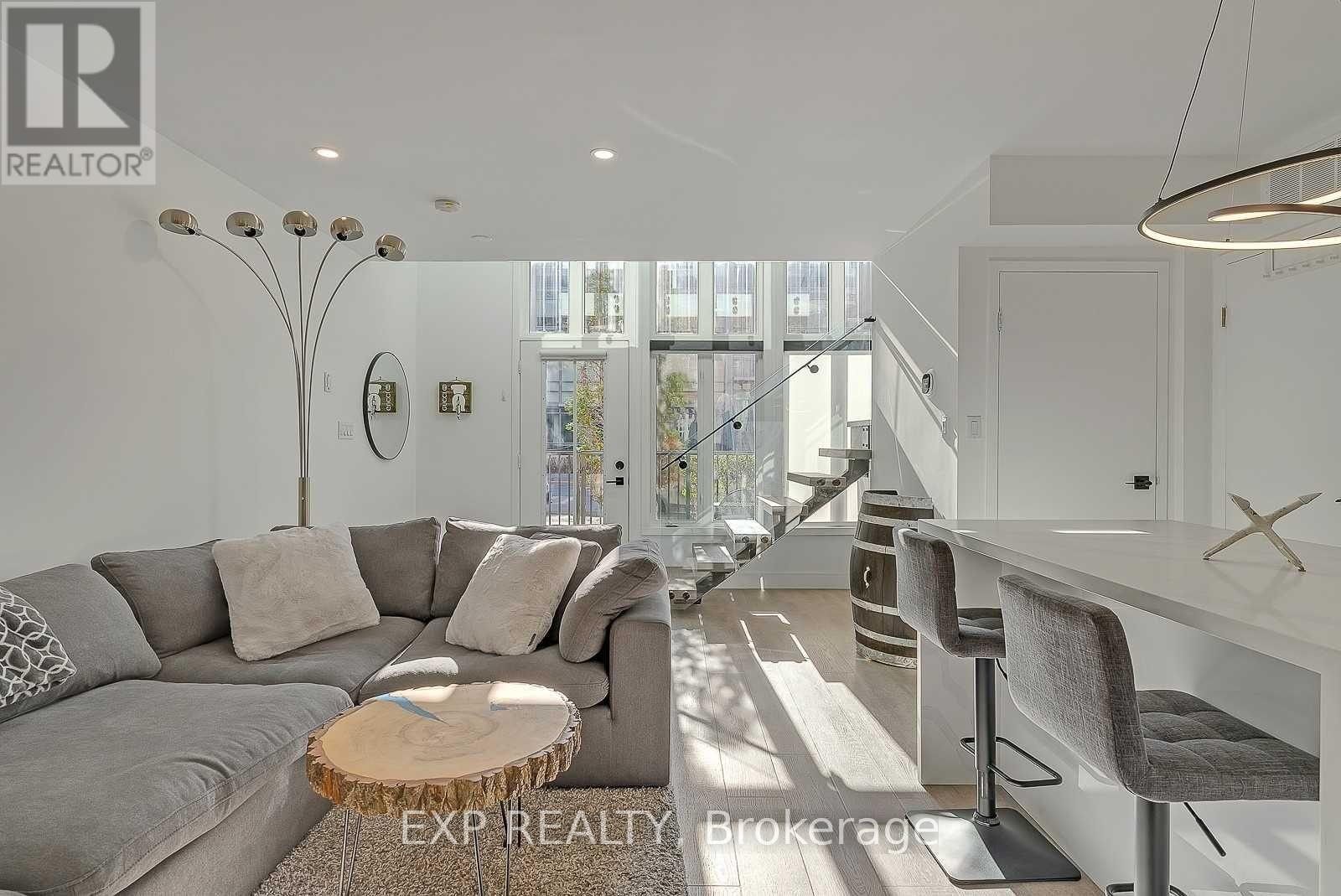 Residential in Toronto (Niagara)