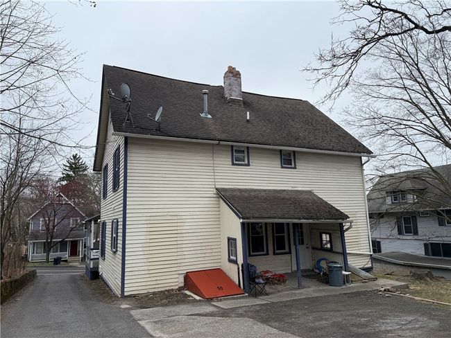 405 S Aurora Street, Home with 11 bedrooms, 5 bathrooms and null parking in Ithaca-City NY | Image 29