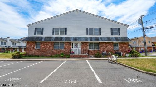 151 S 7th Ave, Manville, NJ, 08835-1709 | Card Image