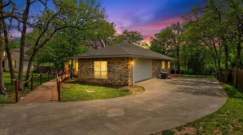 13500 Copper Hills Dr, Manchaca, TX, 78652-3157 | Card Image