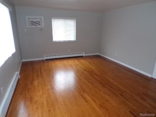 5-38550 Meadowdale Street, Clinton Charter Township, MI, 48036 | Card Image