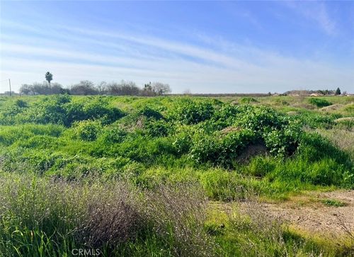 8936 Gerard Ave, Le Grand, CA, 95333-8707 | Card Image