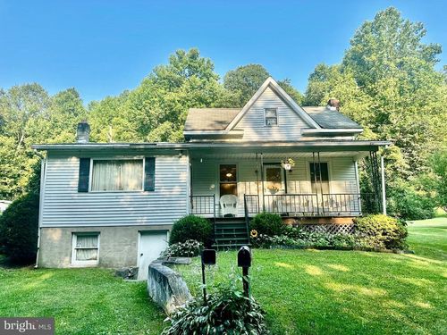 836 Creek Rd, Dornsife, PA, 17823-7710 | Card Image