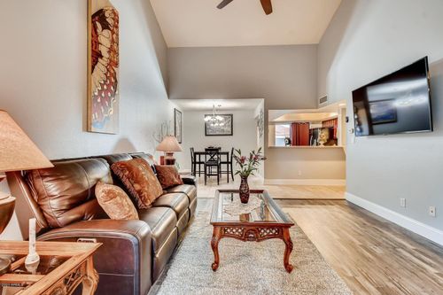 219-9550 N 94th Pl, Scottsdale, AZ, 85258-5127 | Card Image