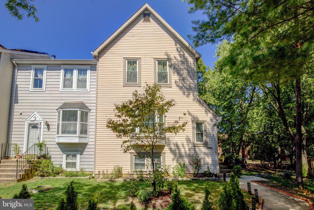 Major Denton Dr, Beltsville, MD 20705
