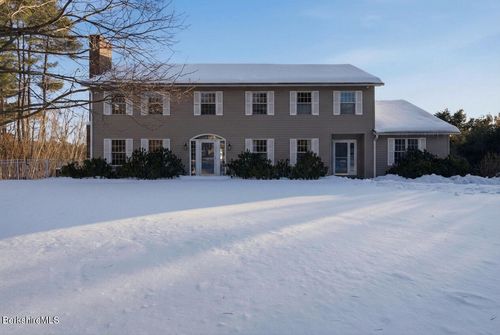 93 Gravesleigh Ter, Pittsfield, MA, 01201 | Card Image