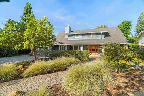 15 Wildwood Ct, Danville, CA, 94526-4211 | Card Image