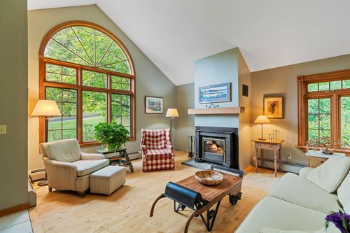 31 Lovers Ln, Grand Isle, VT, 05458-2323 | Card Image