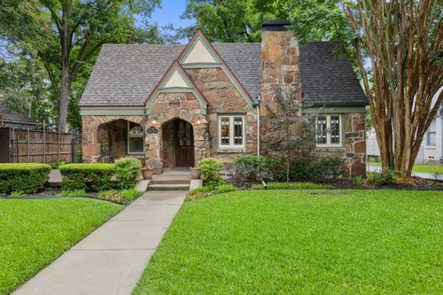 5526 Merrimac Ave, Dallas, TX, 75206-5832 | Card Image