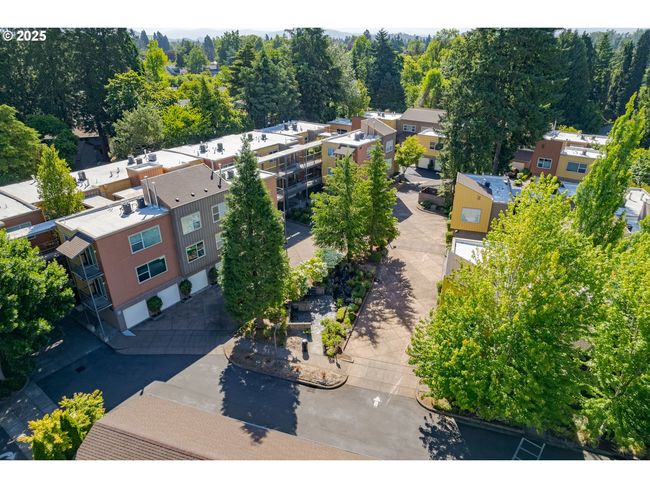 APT-38 - 327 Rustic Pl, Condo with 2 bedrooms, 2 bathrooms and 1 parking in Eugene OR | Image 39