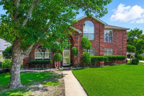 908 Bray St, Cedar Hill, TX, 75104-6018 | Card Image
