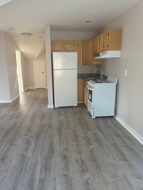 6-3 Sunderland St, Boston, MA, 02121-1839 | Card Image