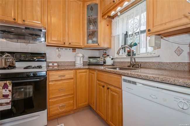 110-14 Horace Harding Expy, Home with 4 bedrooms, 2 bathrooms and null parking in Forest Hills NY | Image 8