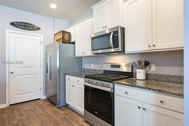 2414 Blakers Blvd, House other with 3 bedrooms, 2 bathrooms and null parking in Bluffton SC | Image 5
