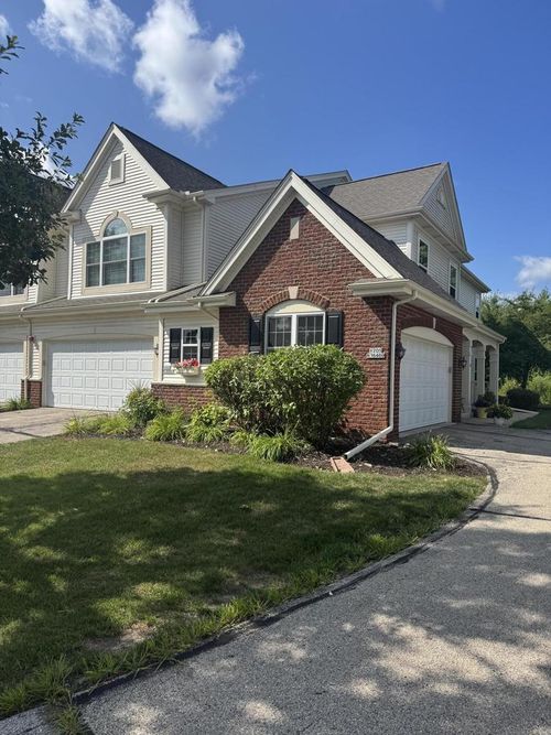 W205N16469 Cranberry Creek Lane, Jackson, WI, 53037 | Card Image