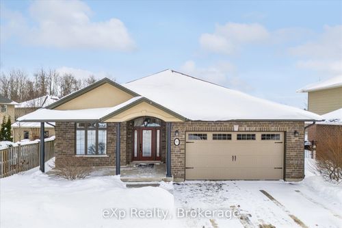 99 Walser Street, Centre Wellington, ON, N0B1S0 | Card Image