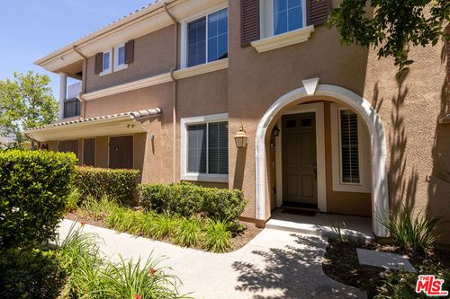 23868 Toscana Dr, Valencia, CA, 91354-3015 | Card Image