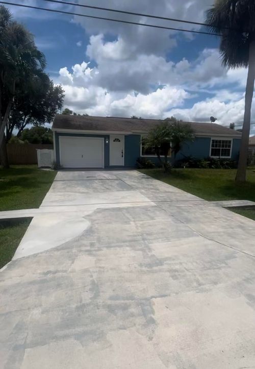 1790 Se North Buttonwood Dr, Port St. Lucie, FL, 34952-6965 | Card Image