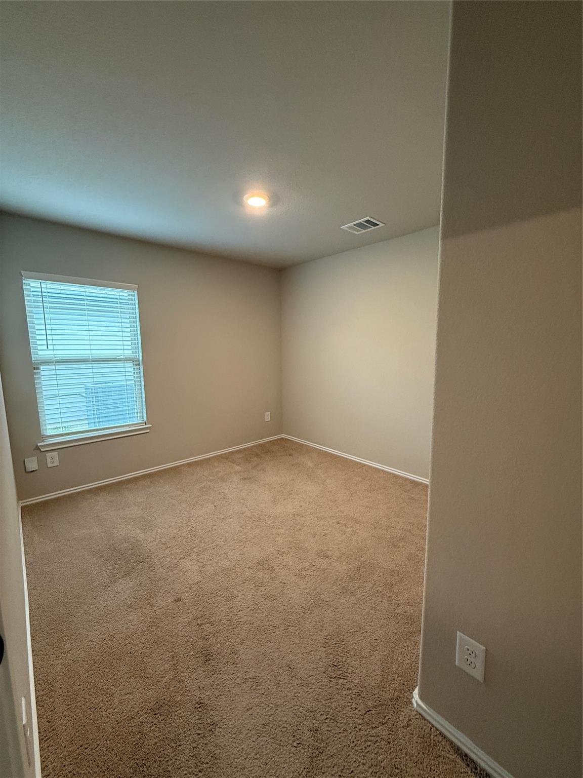 Residential Lease in Spring 5