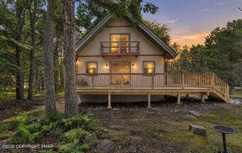1107 Grouse Ct, Bushkill, PA, 18324-8086 | Card Image
