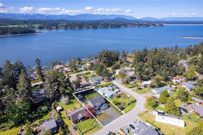 1401 Pilot Way, House other with 4 bedrooms, 3 bathrooms and 4 parking in Nanoose Bay BC | Image 17
