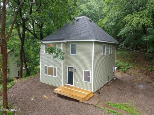 20 Barlow Ave, North Adams, MA, 01247-3706 | Card Image