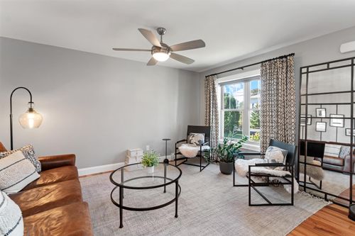 1 Sienna Ln, Essex Junction, VT, 05452-3244 | Card Image