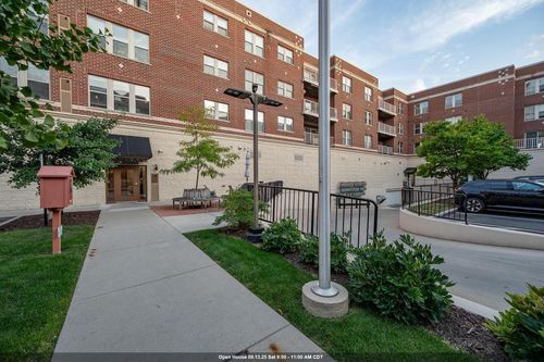 a223-118 S Washington Street, GREEN BAY, WI, 54301 | Card Image