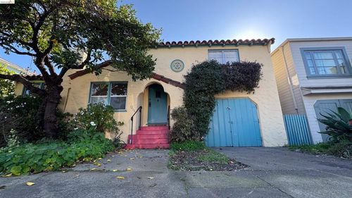 1266 Washington Ave, Albany, CA, 94706-1733 | Card Image