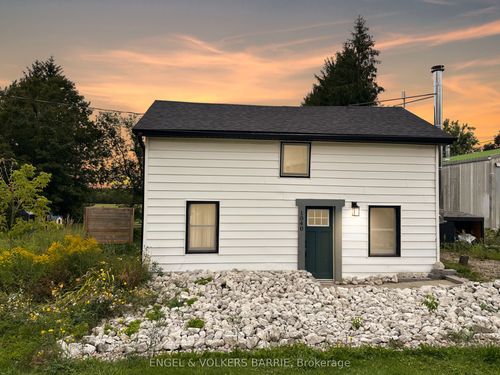 1040 124 County Road, Clearview, ON, N0C1M0 | Card Image