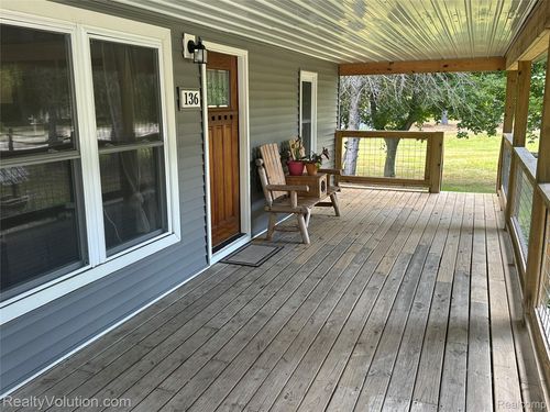 136 Burnside Rd, North Branch, MI, 48461-9622 | Card Image