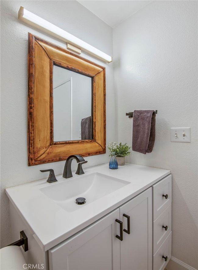 APT-53 - 15511 Sherman Way, Condo with 2 bedrooms, 2 bathrooms and 1 parking in Van Nuys CA | Image 28