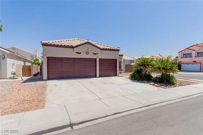 4850 La Princesa Ct, House other with 4 bedrooms, 2 bathrooms and null parking in North Las Vegas NV | Image 8