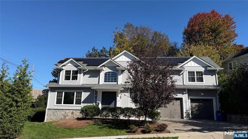 119 Lakeview Ave, Leonia, NJ, 07605-1512 | Card Image