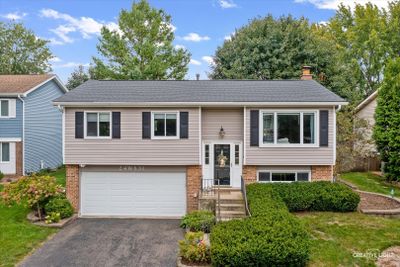 24W631 Springdale Drive, House other with 3 bedrooms, 1 bathrooms and 2 parking in Naperville IL | Image 1