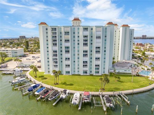 apt-202-400 64th Ave, ST PETE BEACH, FL, 33706-2163 | Card Image