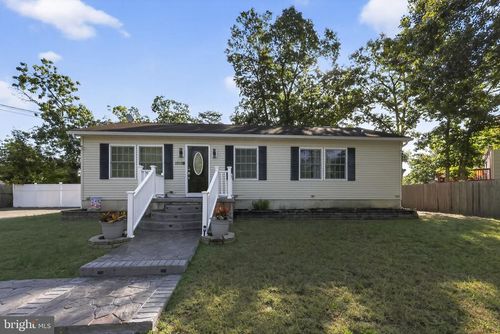 1015 Louis Dr, MILLVILLE, NJ, 08332-3951 | Card Image
