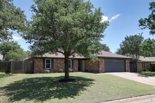 3509 Cabotwood Ct, Arlington, TX, 76015-3212 | Card Image