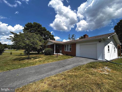 112 Virginia Dr, STEPHENS CITY, VA, 22655-3301 | Card Image