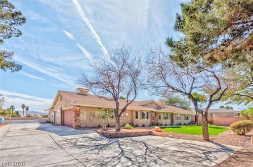 5745 W Meranto Ave, Las Vegas, NV, 89139-7435 | Card Image
