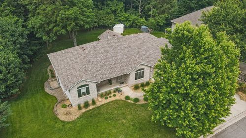 180 Nature Valley Pl Nw, Owatonna, MN, 55060-1384 | Card Image