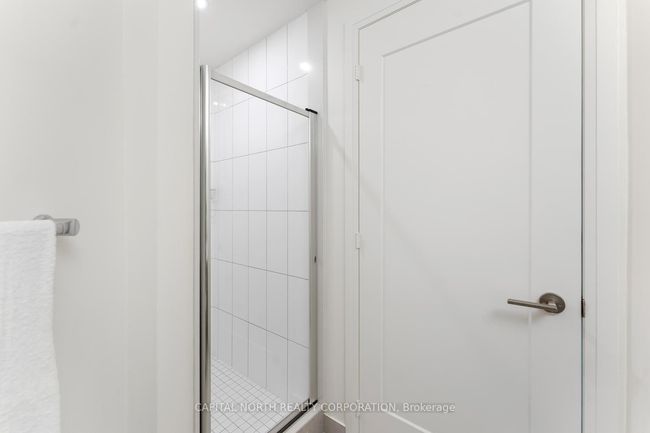 1718 - 9000 Jane St, Condo with 2 bedrooms, 2 bathrooms and 1 parking in Concord ON | Image 25