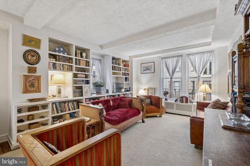 4f-1901 Walnut St, PHILADELPHIA, PA, 19103-4641 | Card Image